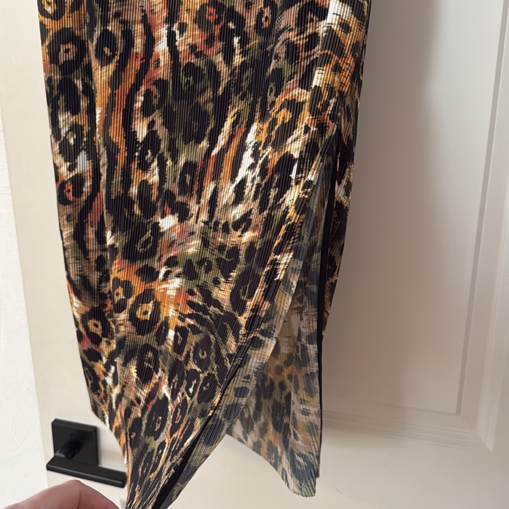 DKNY Skirt - Picture 3 of 7